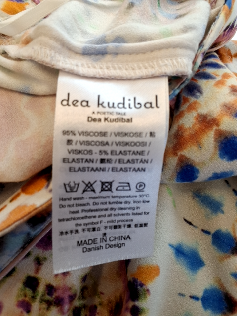Dea Kudibal Bukser