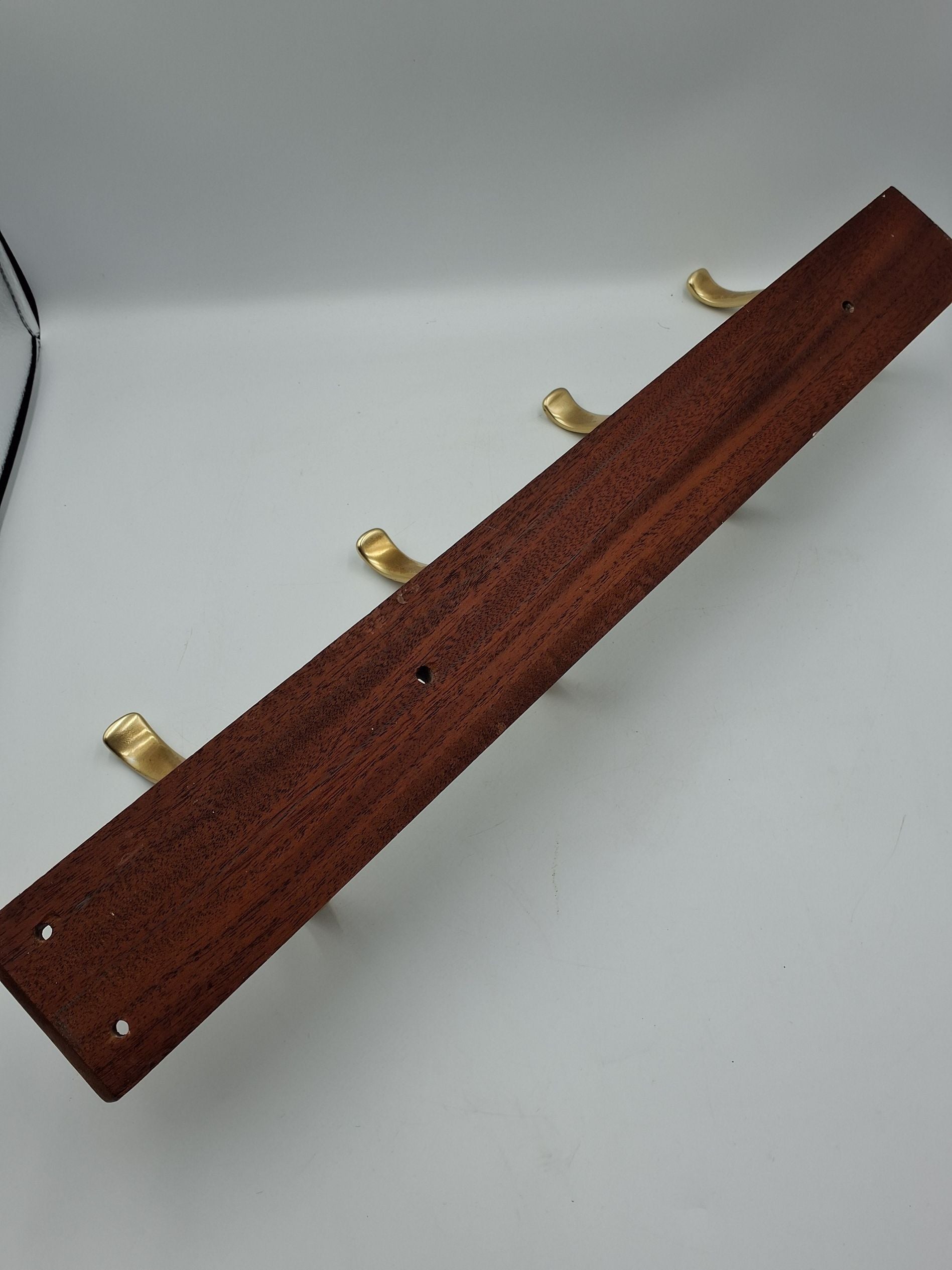 Retro teak knagerække