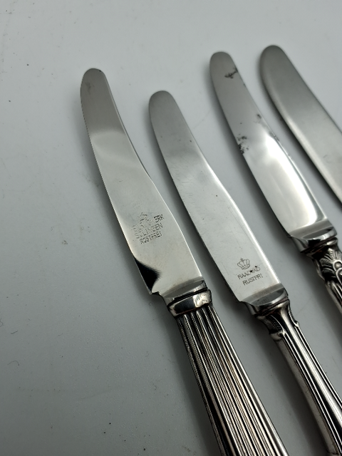 Raadvad smør knive. 4 stk.