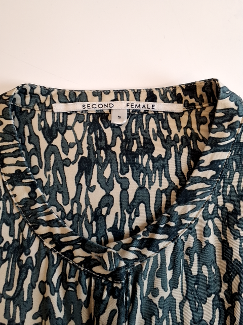 Second Female Bluse (0673)