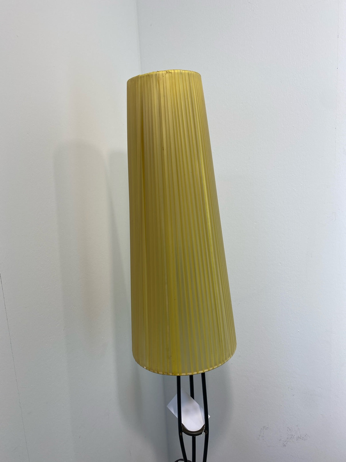 Tripod vintage gulvlampe