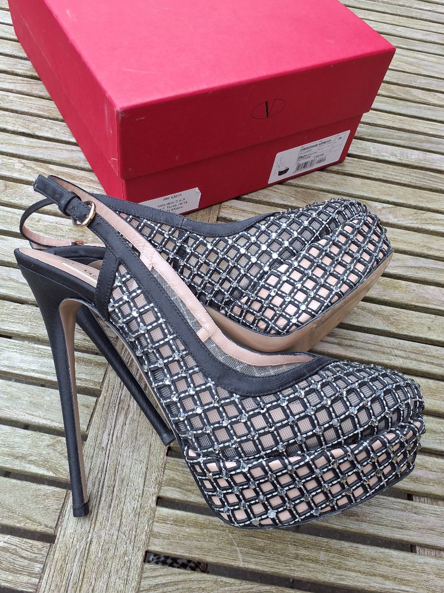 Valentino pumps