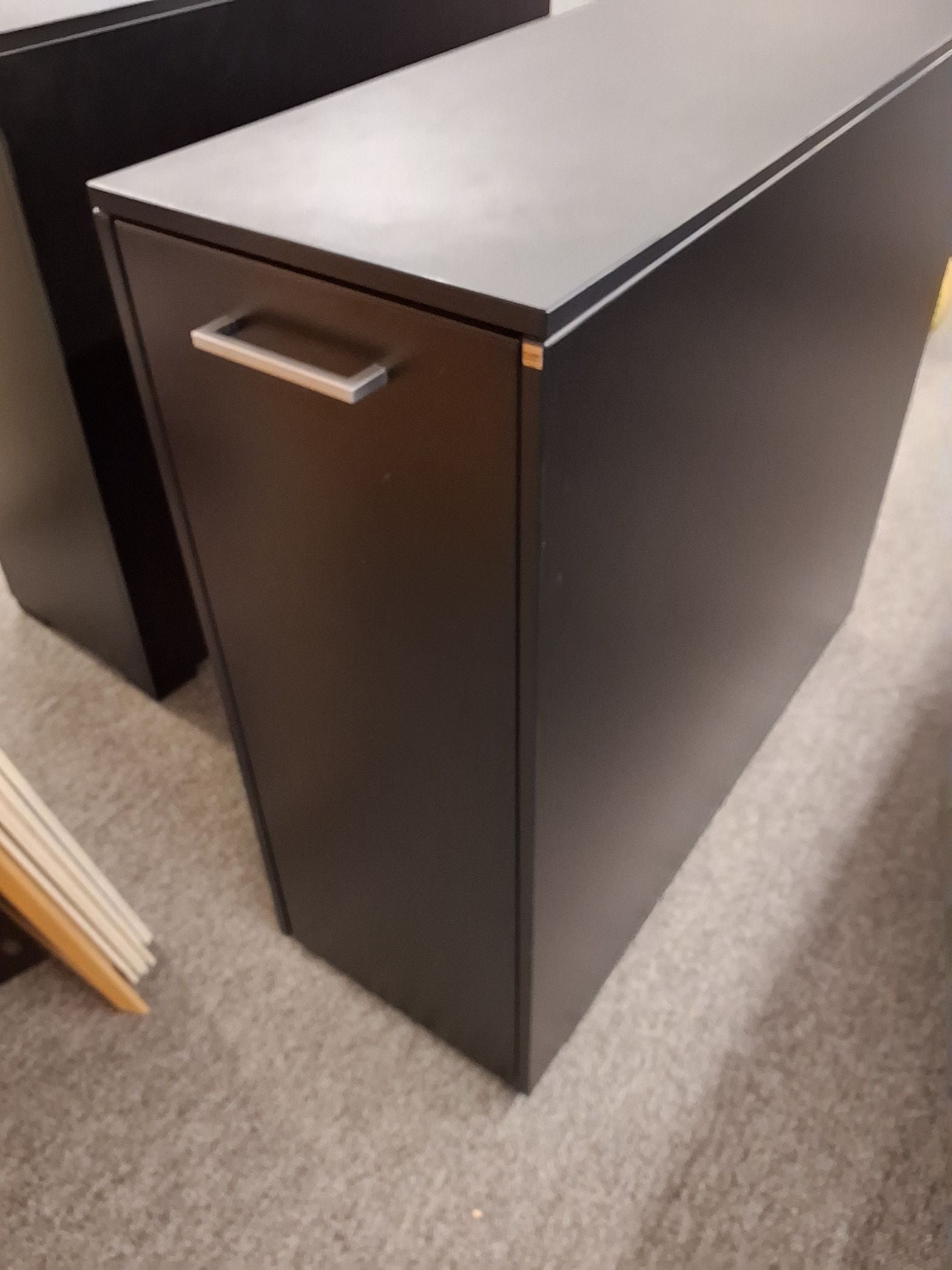 Skab/udtræksskab VV - 3074