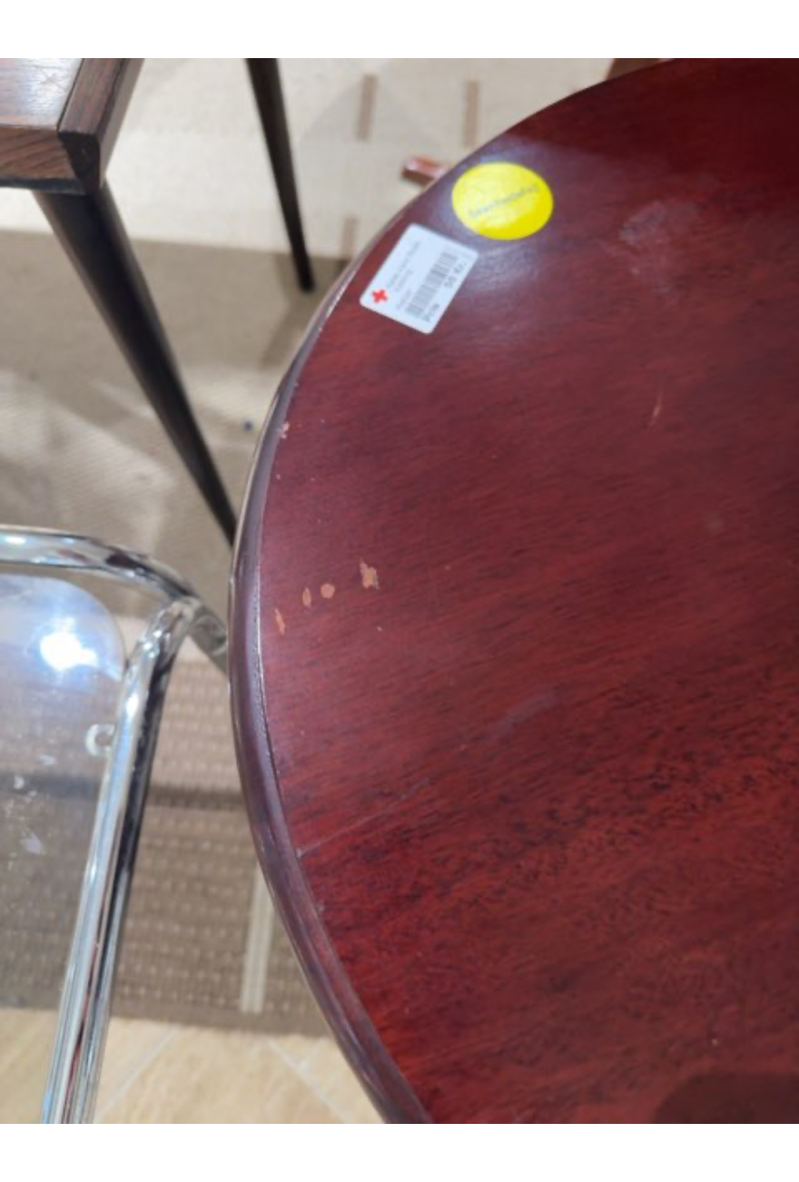 Oval stuebord