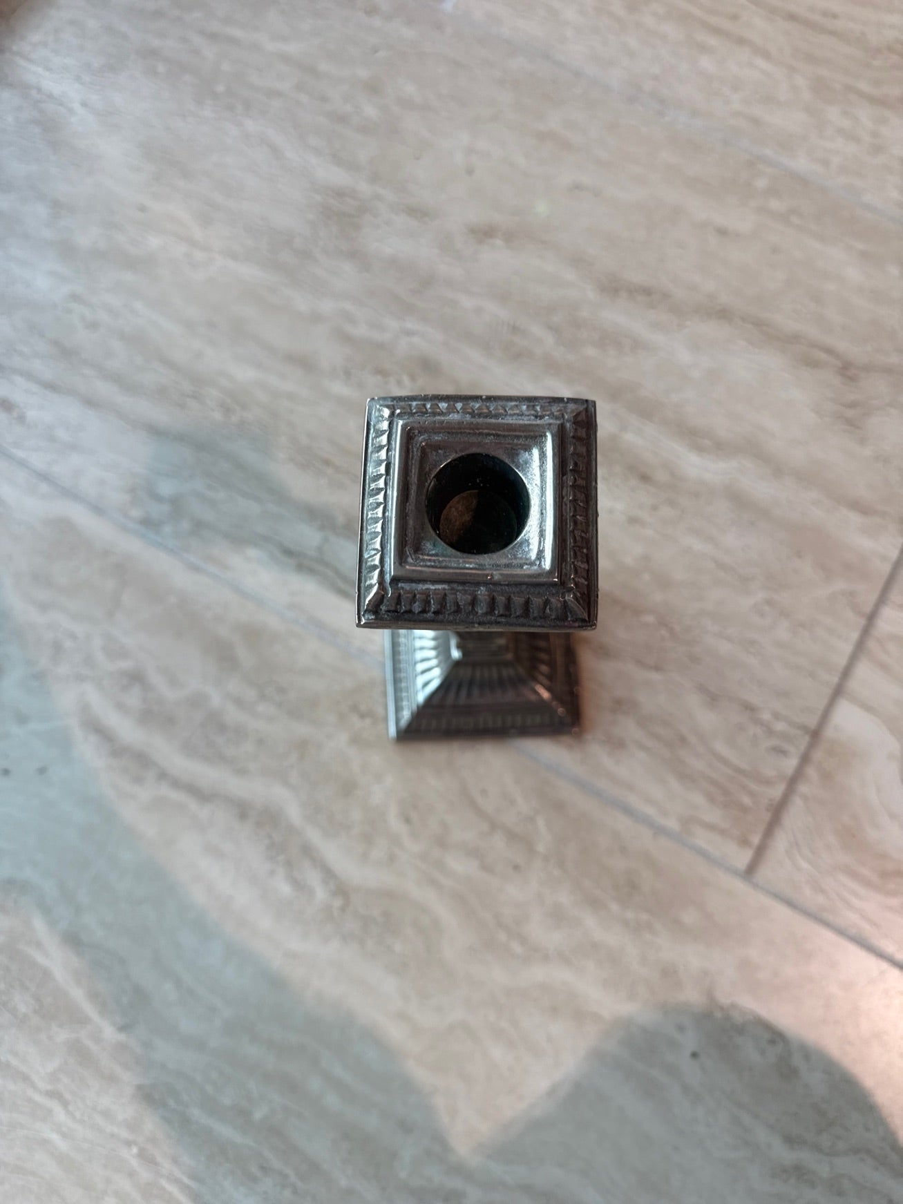 Metal lysestage