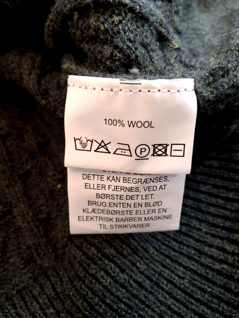 Laksen Sweater