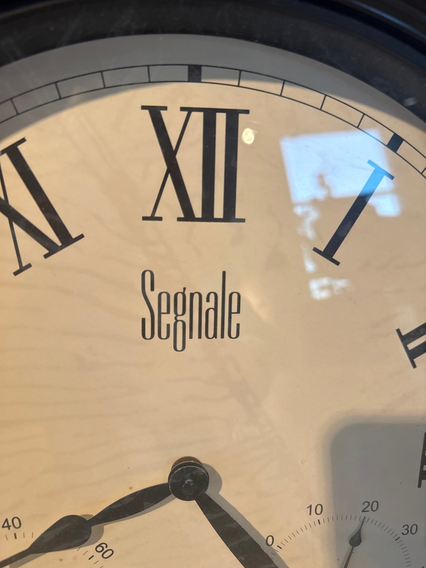 Vægur "Segnale"