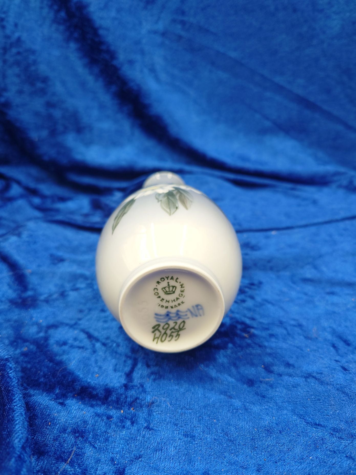 Royal Copenhagen vase 1. Sortering