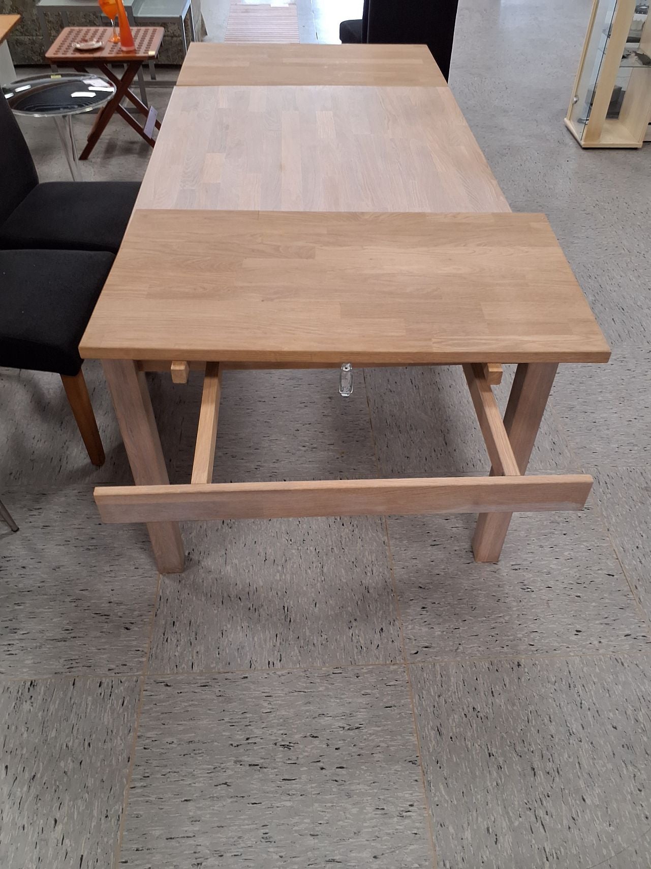 Spise bord + 2 plader