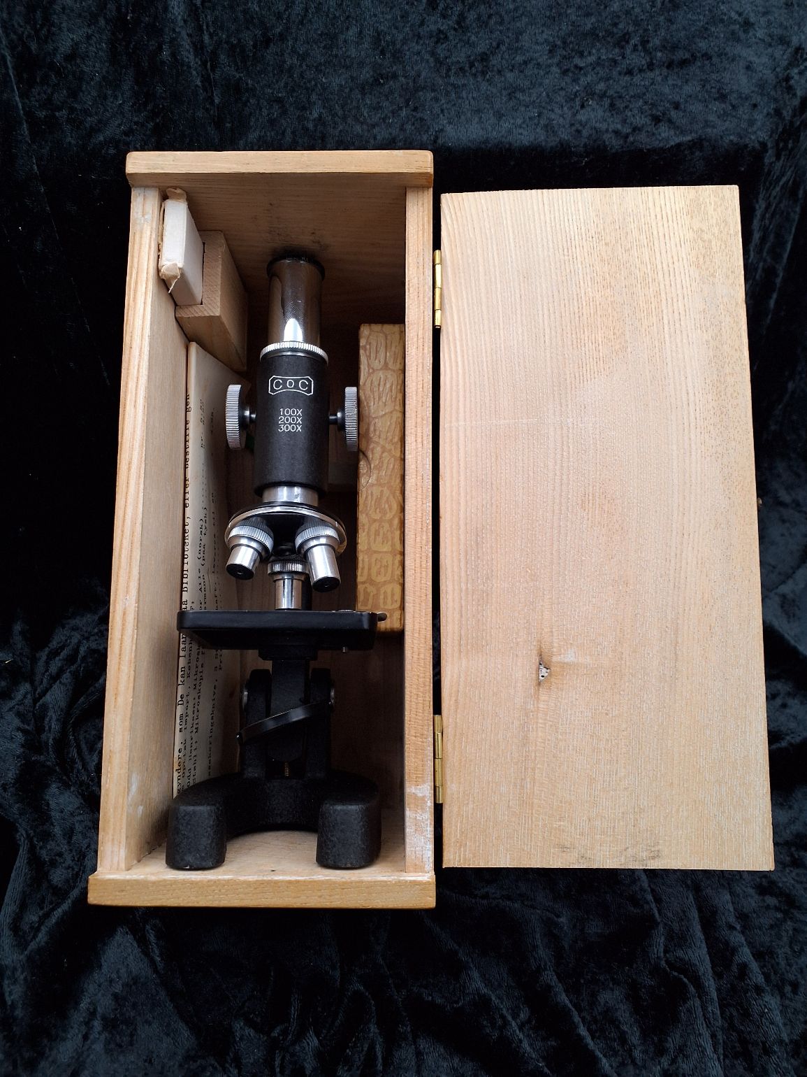 Vintage Microscop