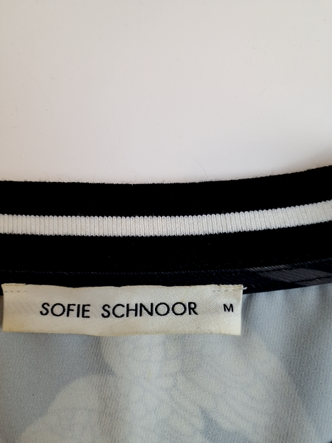 Sofie Schnoor Kjole (B019)