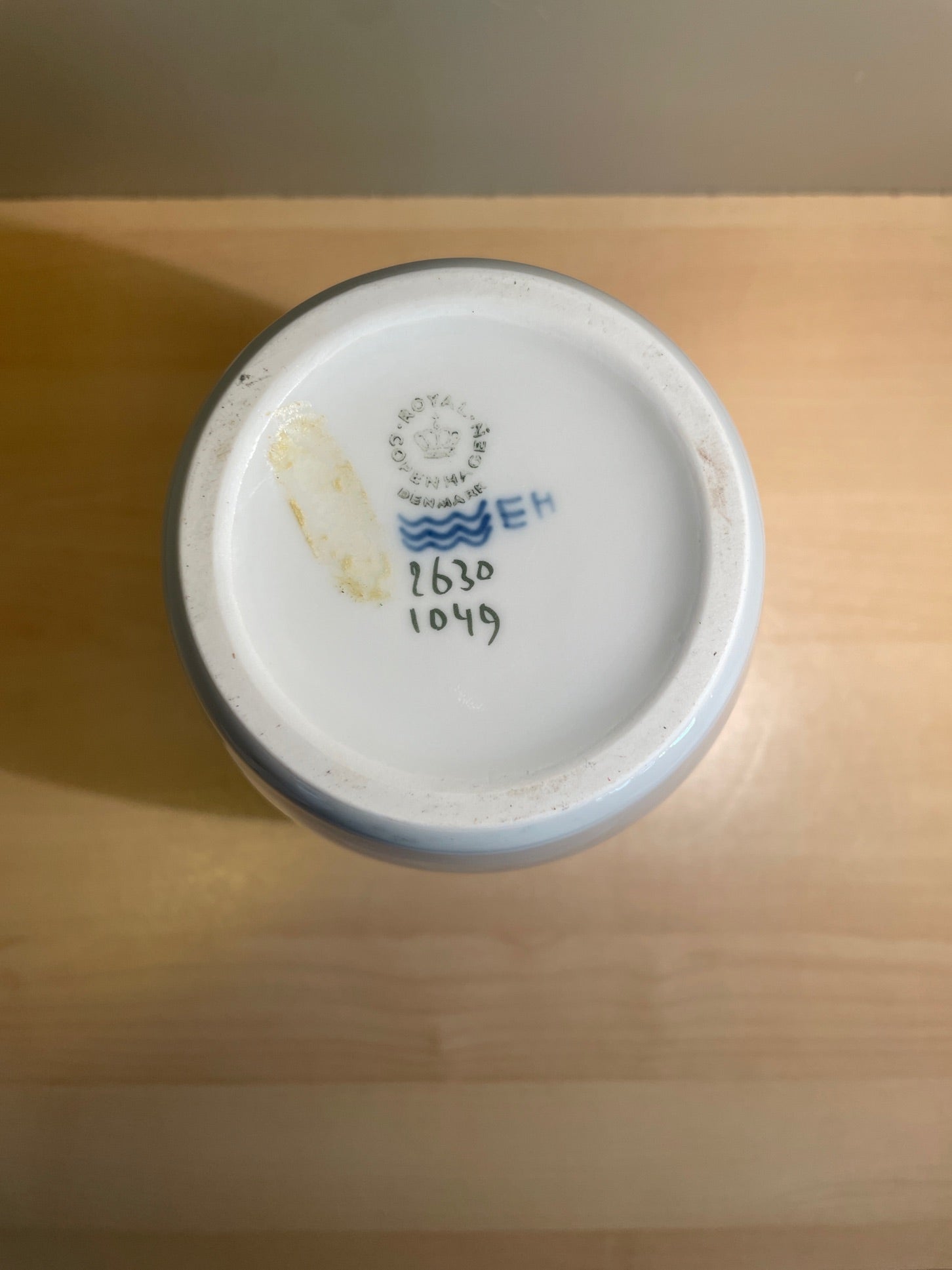 Royal Copenhagen vase 2630/1049