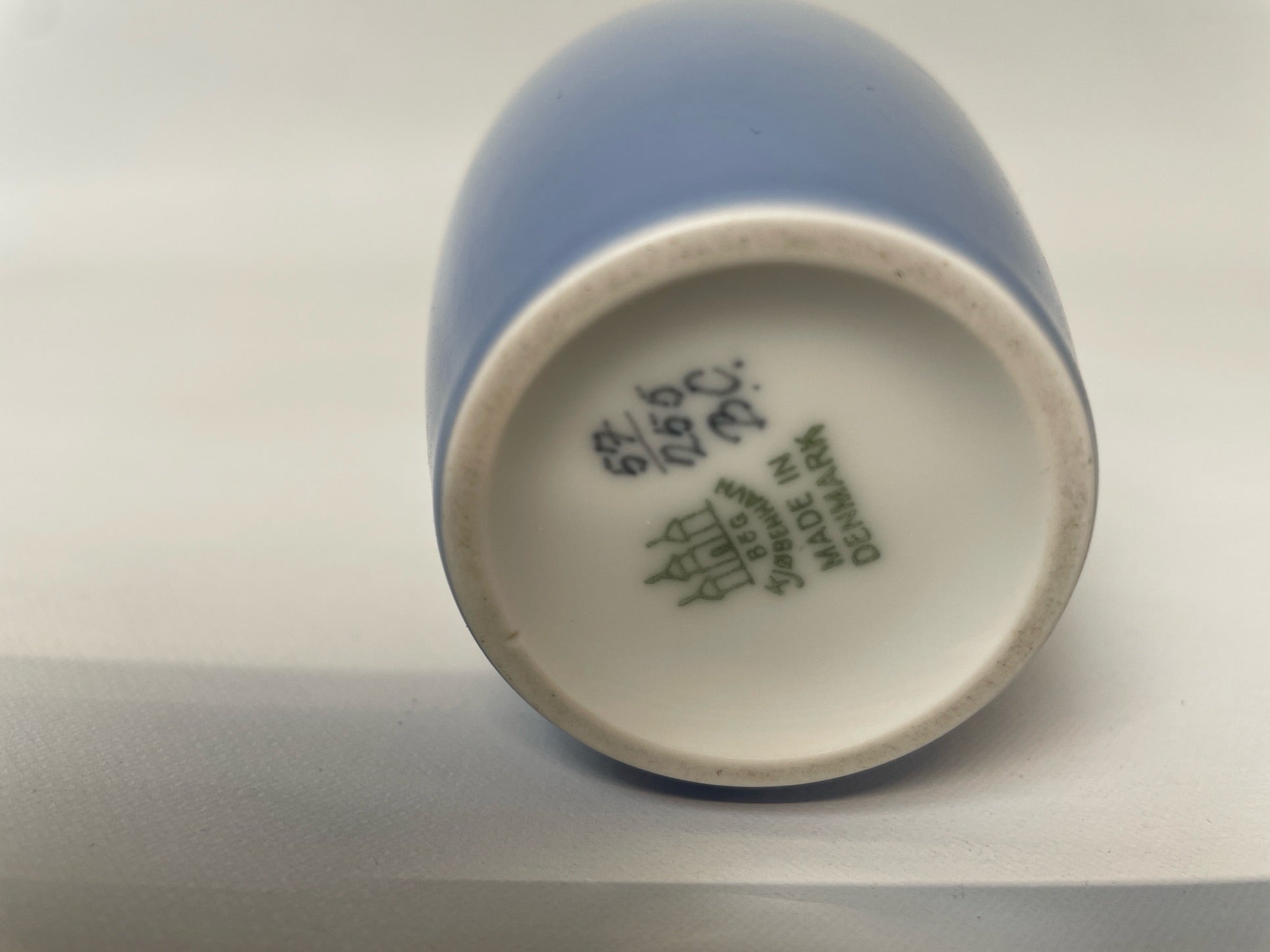 Vase Med Liljekonval, Bing & Grøndahl