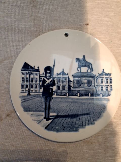 Royal Copenhagen Fajance Platter Livgarden