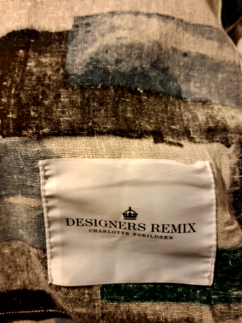 Designers Remix Charlotte Eskildsen tørklæde