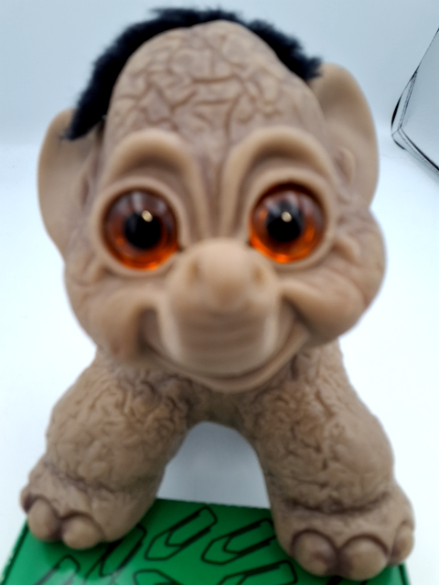 Gjøl elefant af Thomas Dam