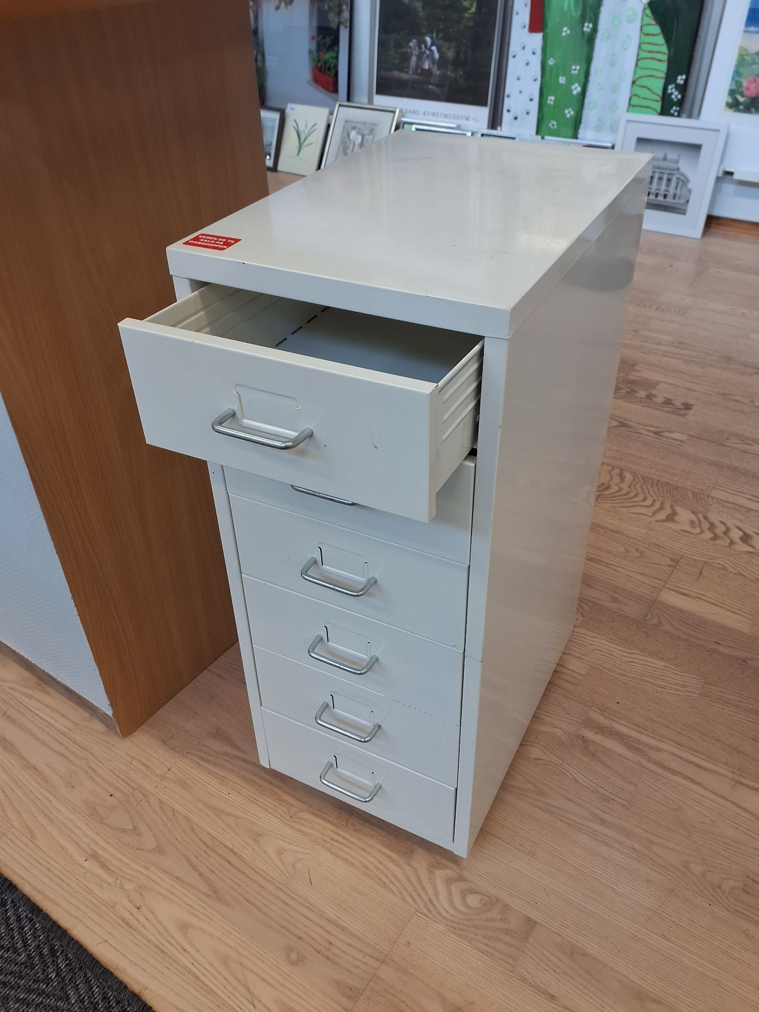 Skuffedarium hvid