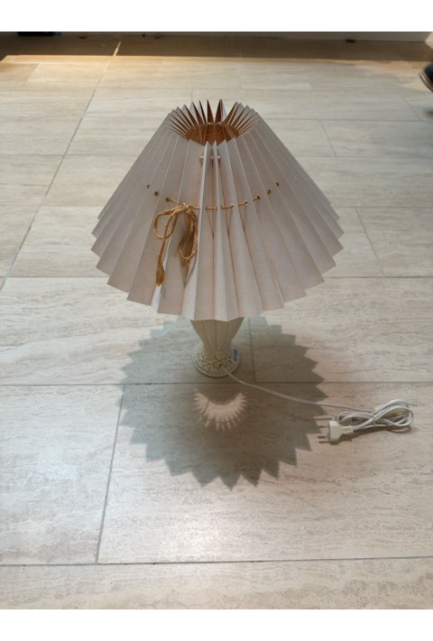 Lampe i enkelt og stilfuld design