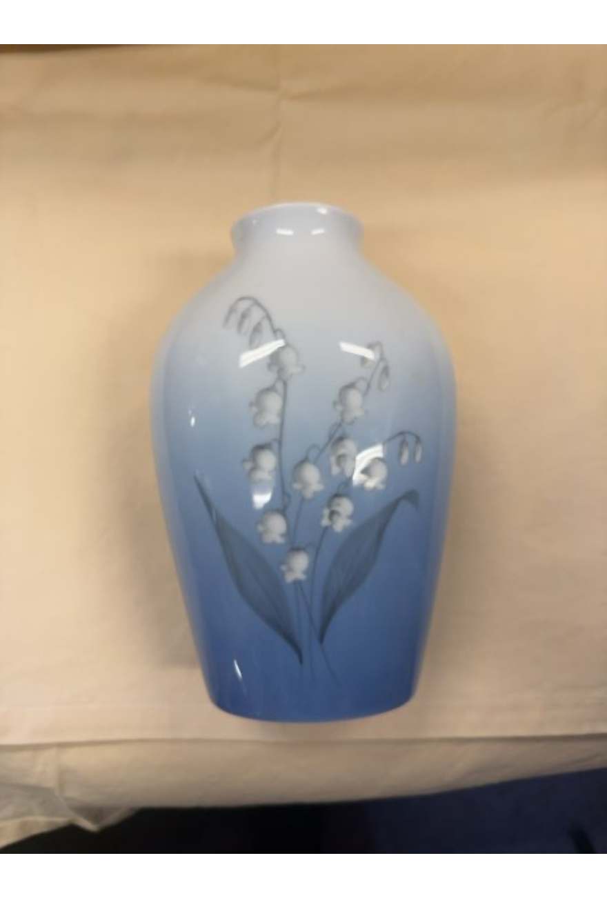B&G vase