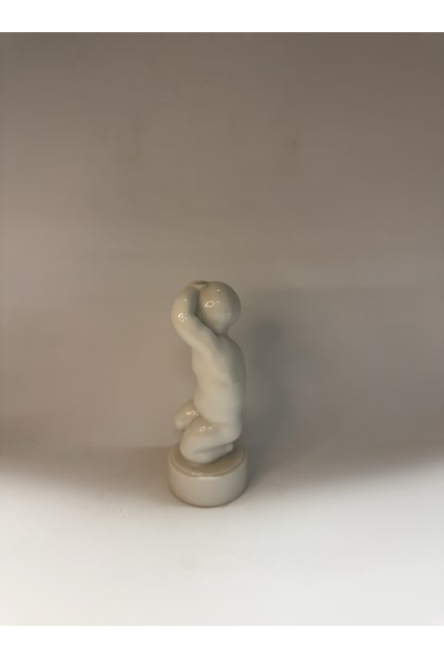 Figur barn nr. 2206
