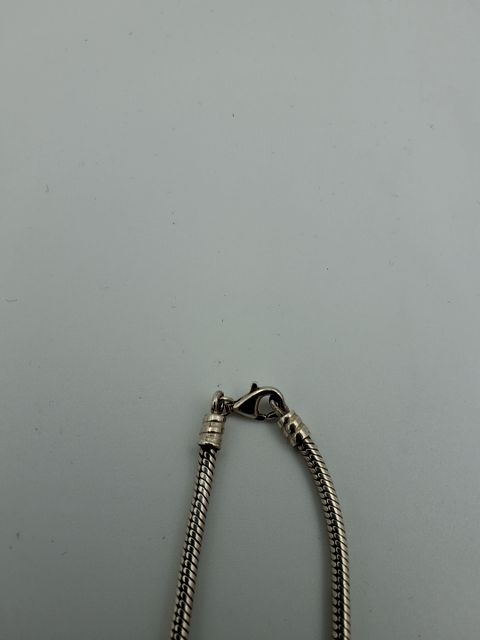 4. Pandora halskæde m. 2 charms