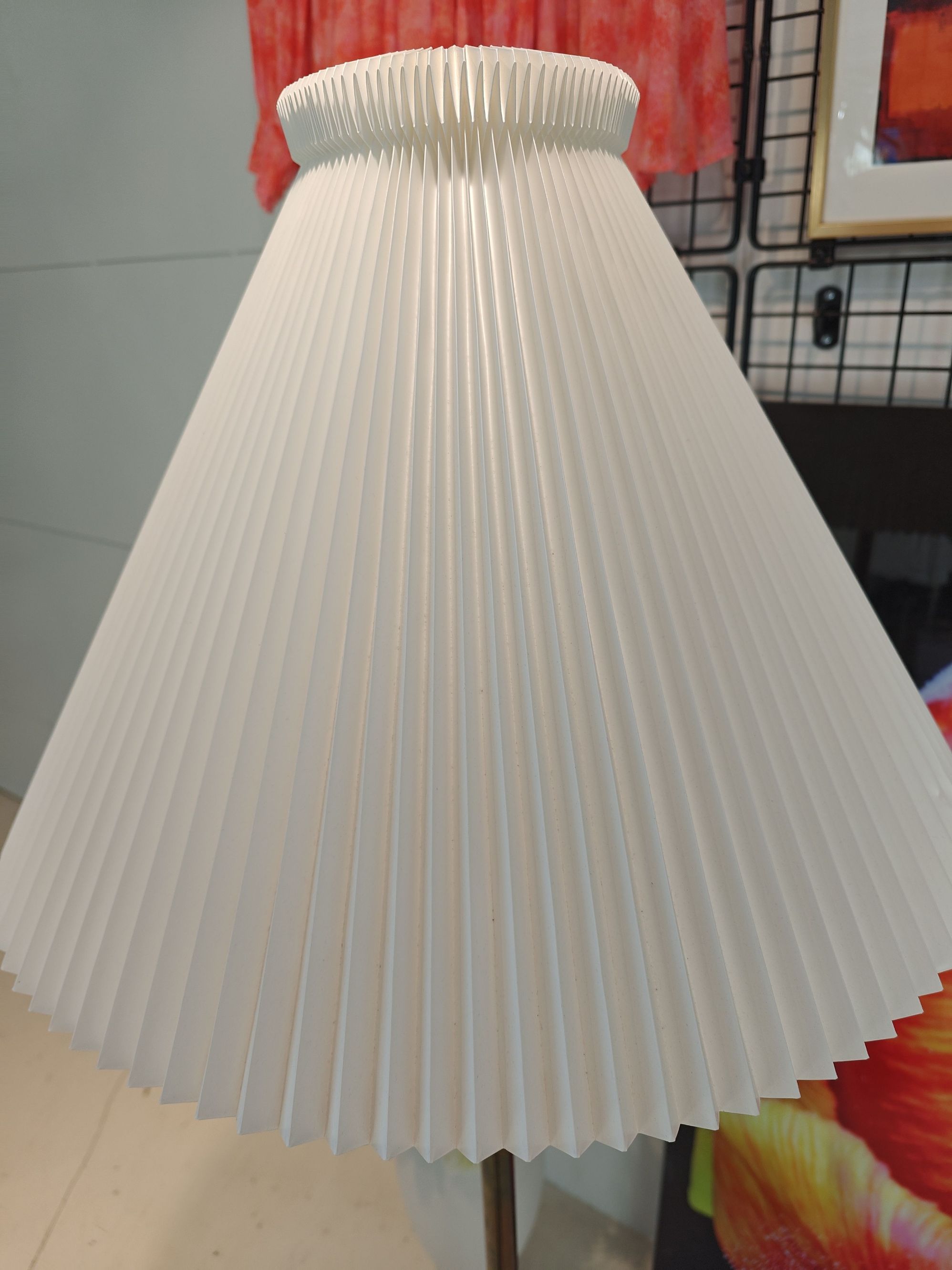 Standerlampe med Le Klint skærm