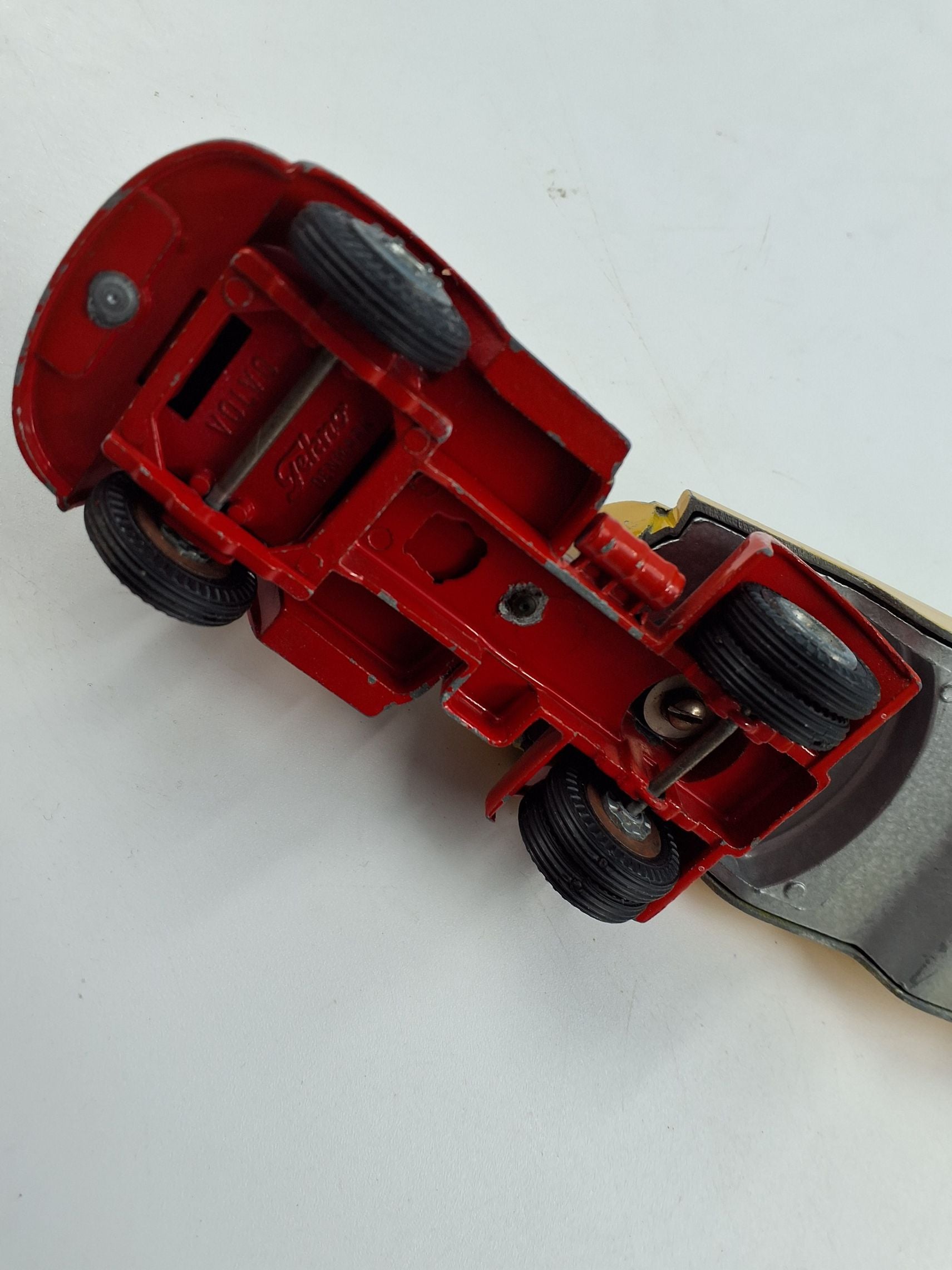 Tekno shell bil