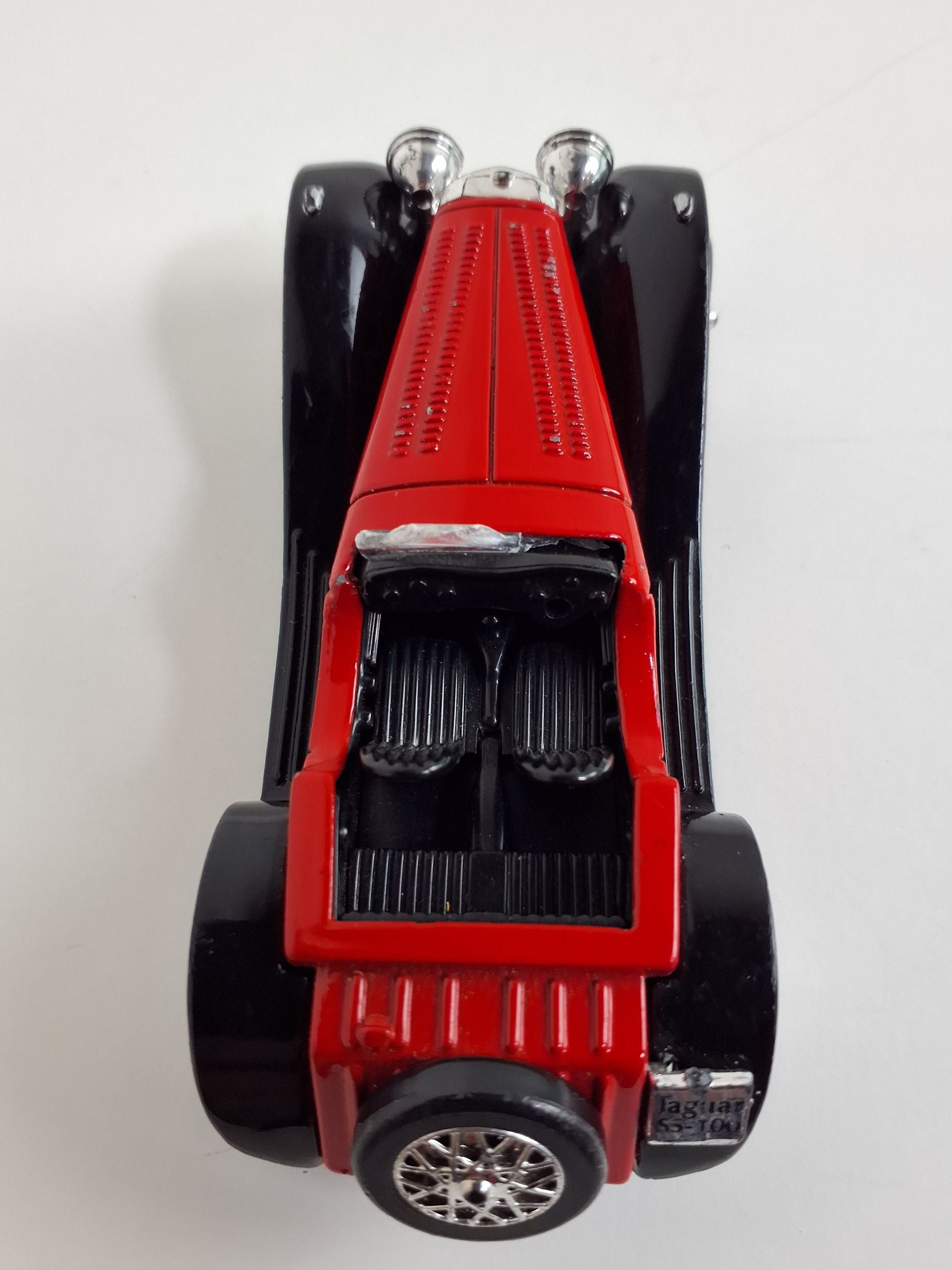 New-Ray Jaguar SS-100