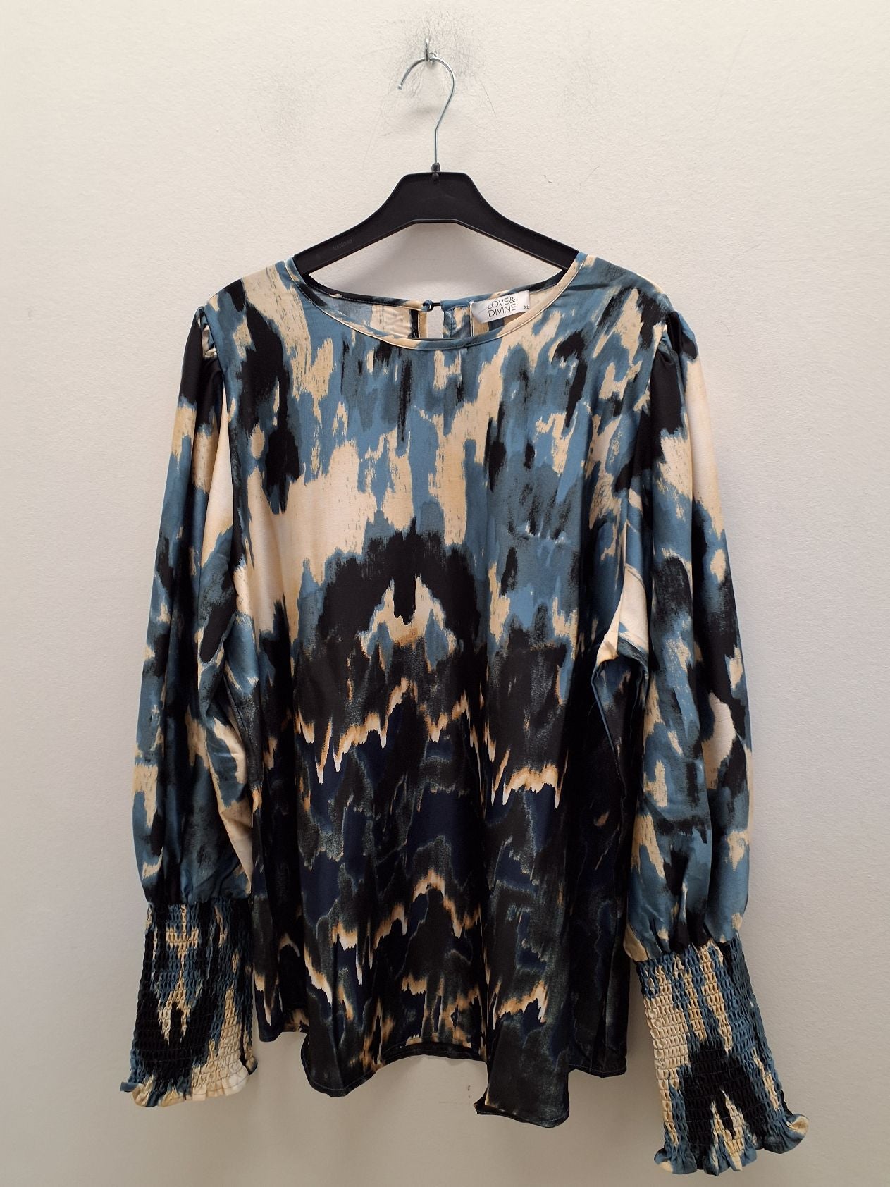 Love & Divine bluse