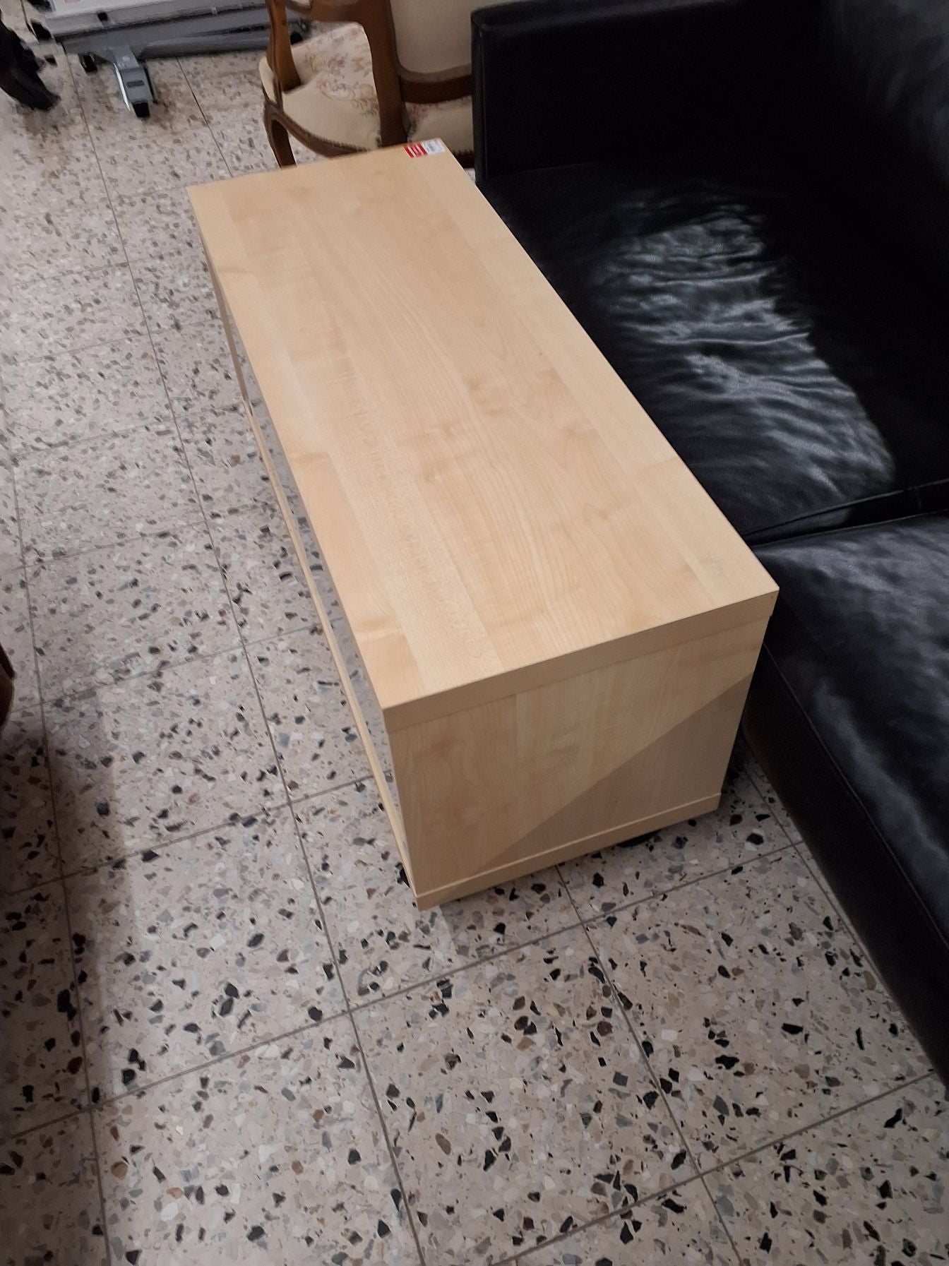 Tv bænk