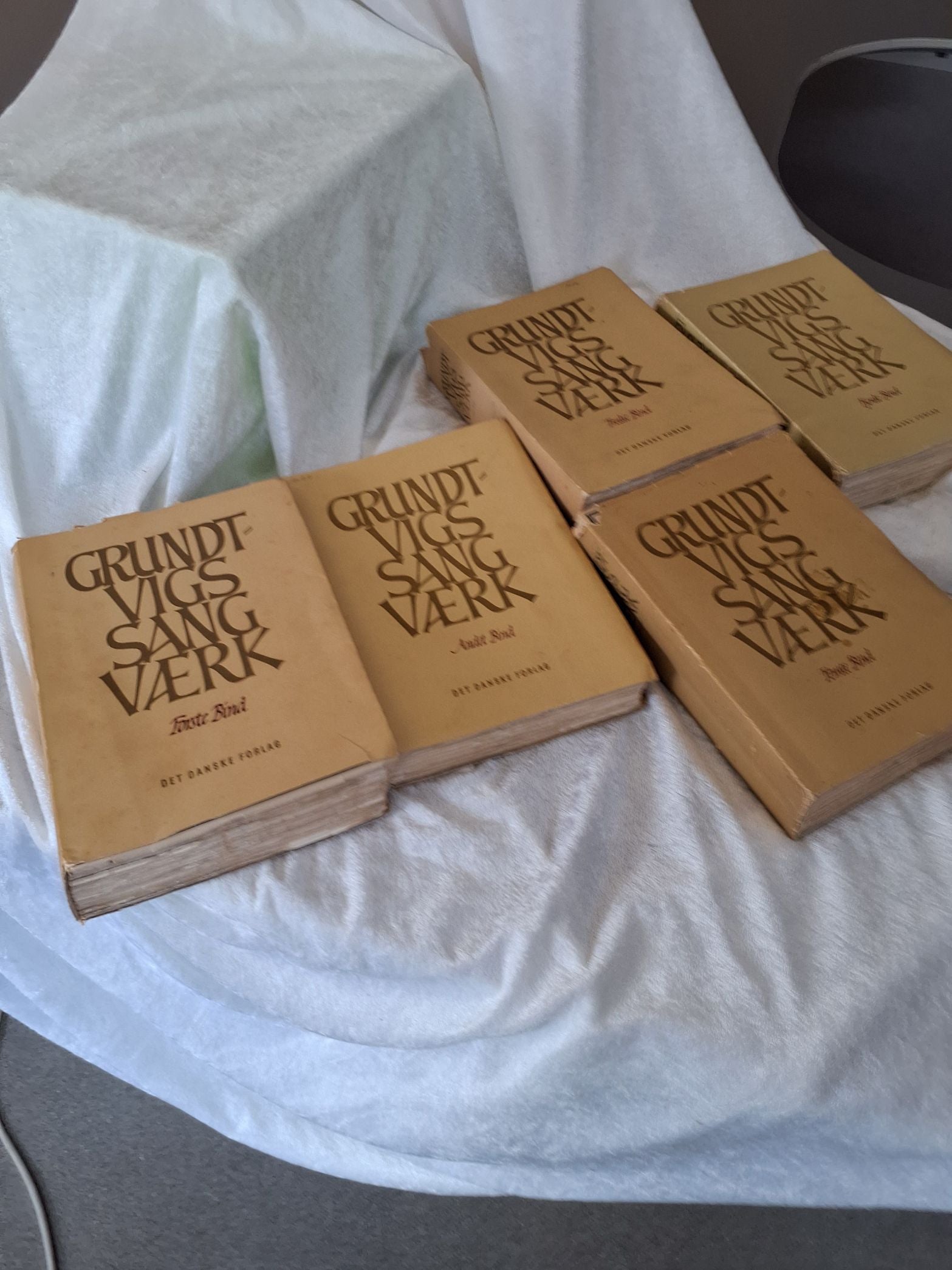 Grundtvigs sangværk samlet 5 styk