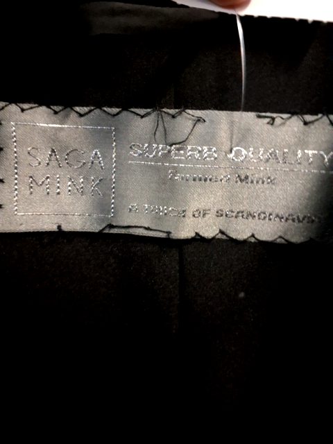 Saga Furs Pels (Sort mink)