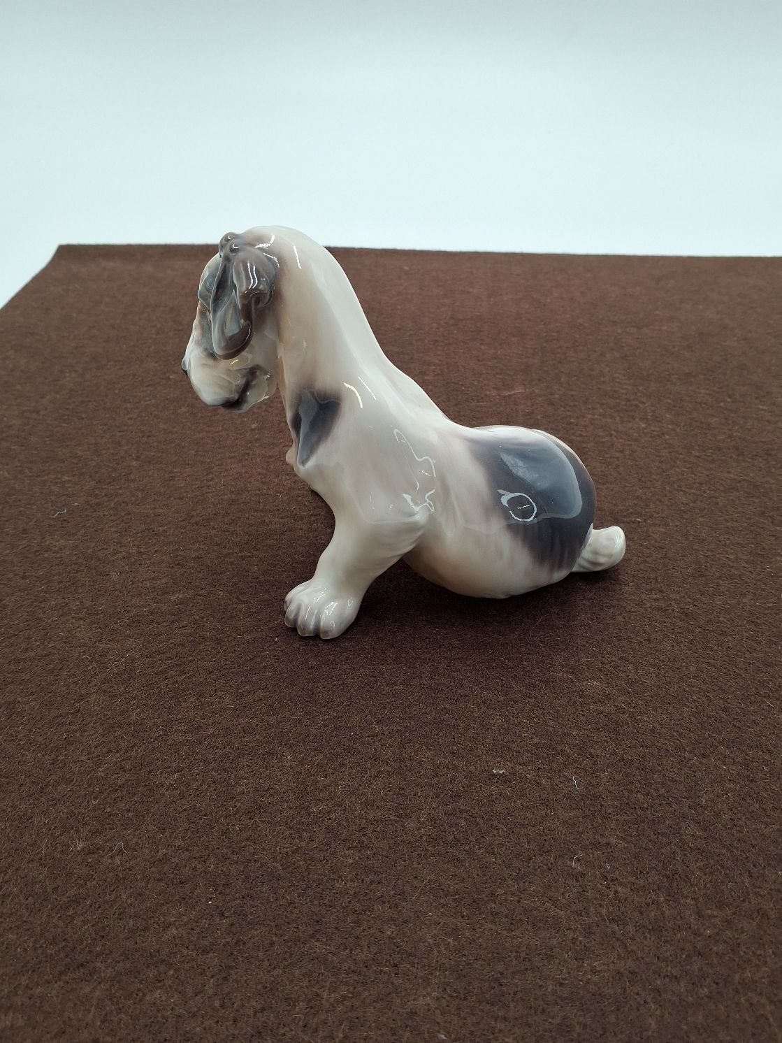 Dahl Jensen Siddende hund