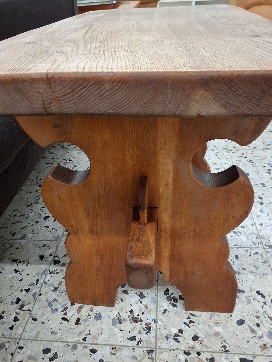 Sofabord i massivt egetræ