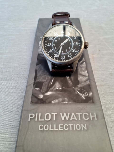Pilot Watch Collection Ur