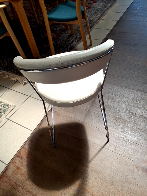Design stol pt. 3 stk af 275 kr