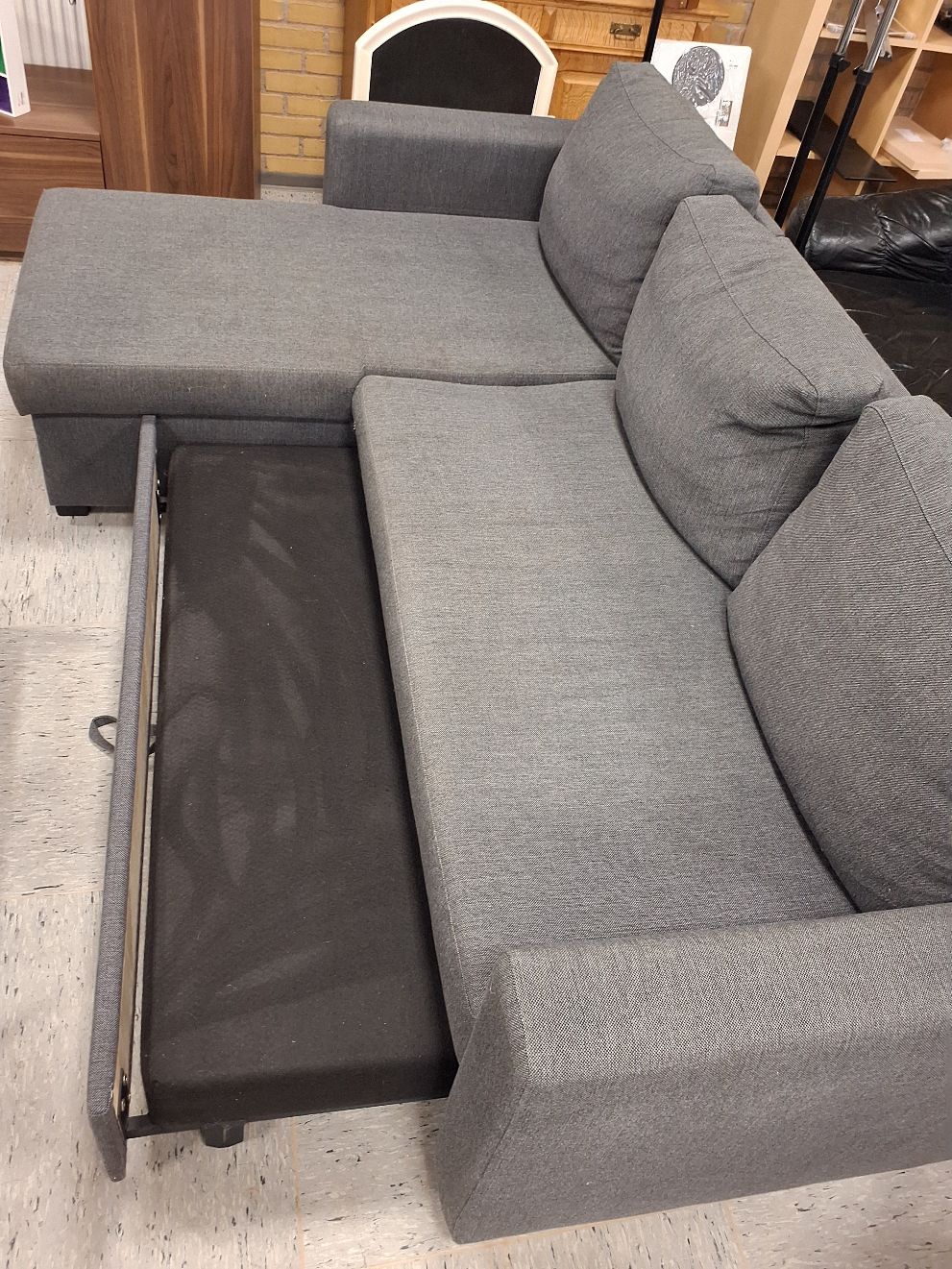 Sovesofa m chaiselong grå