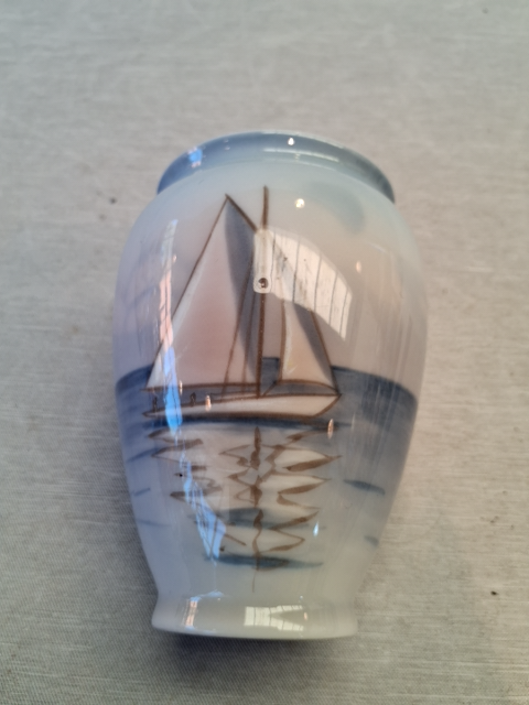 B&G Vase