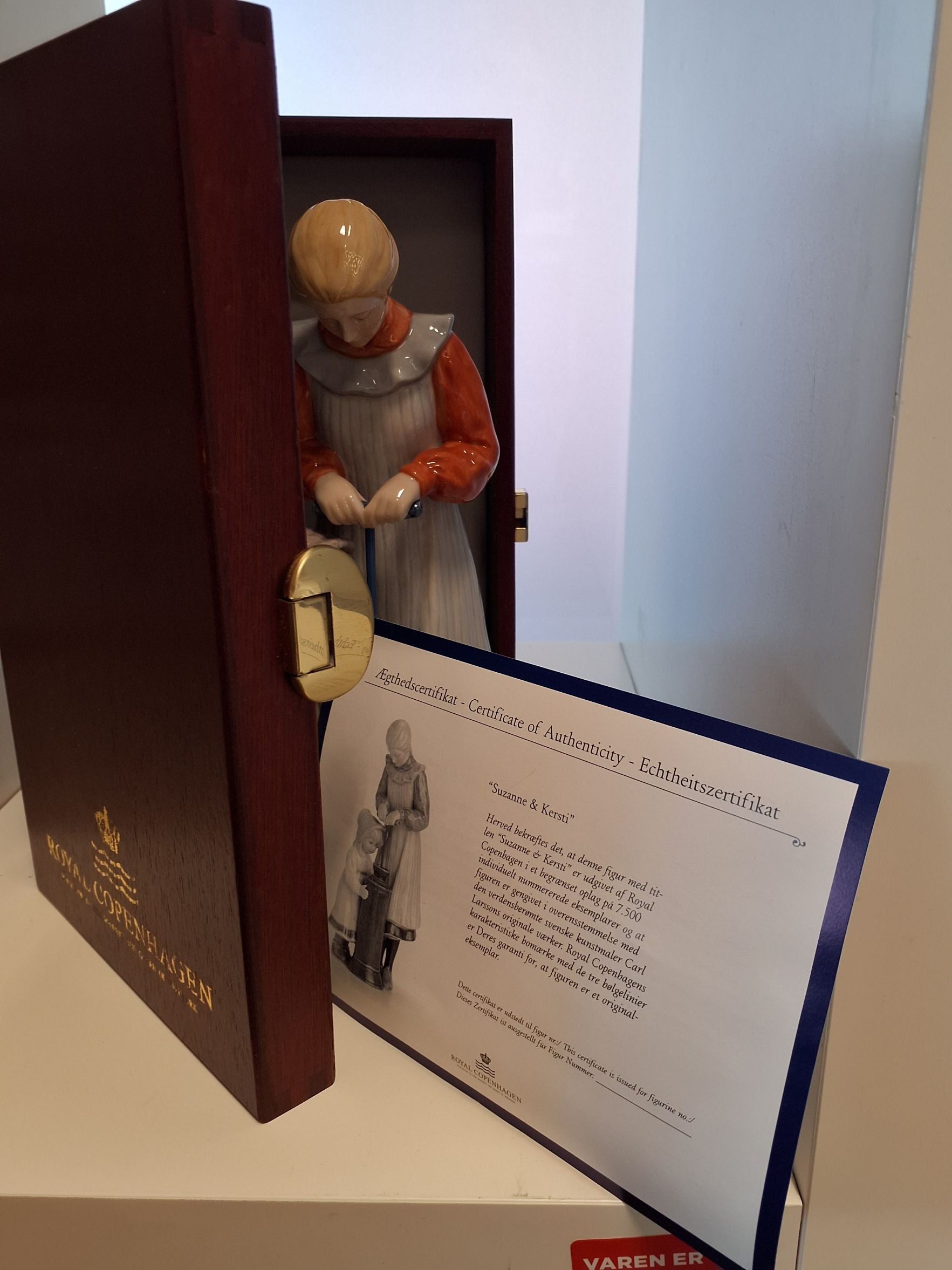 Royal Copenhagen figur nr 004