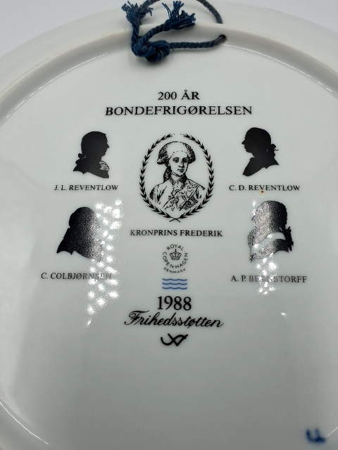 Royal Copenhagen platte Bondefrigørelsen