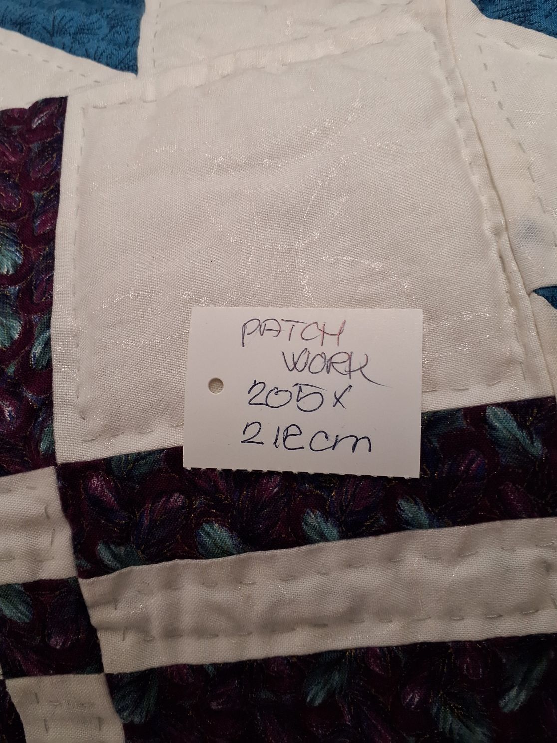 Patchwork quilt 205x212 cm.