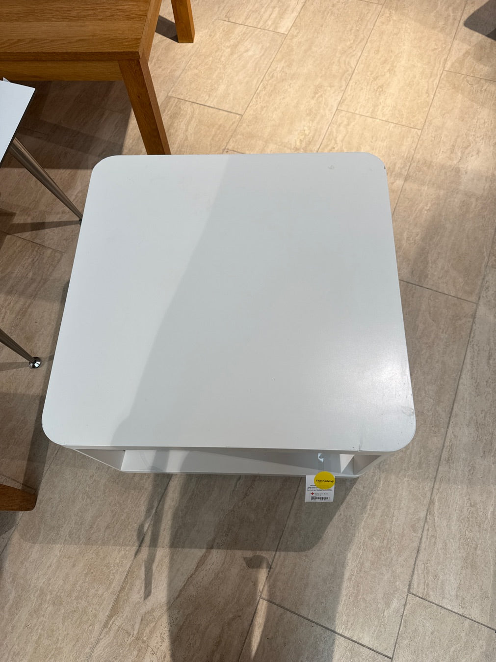 Bord med hjul "ikea"