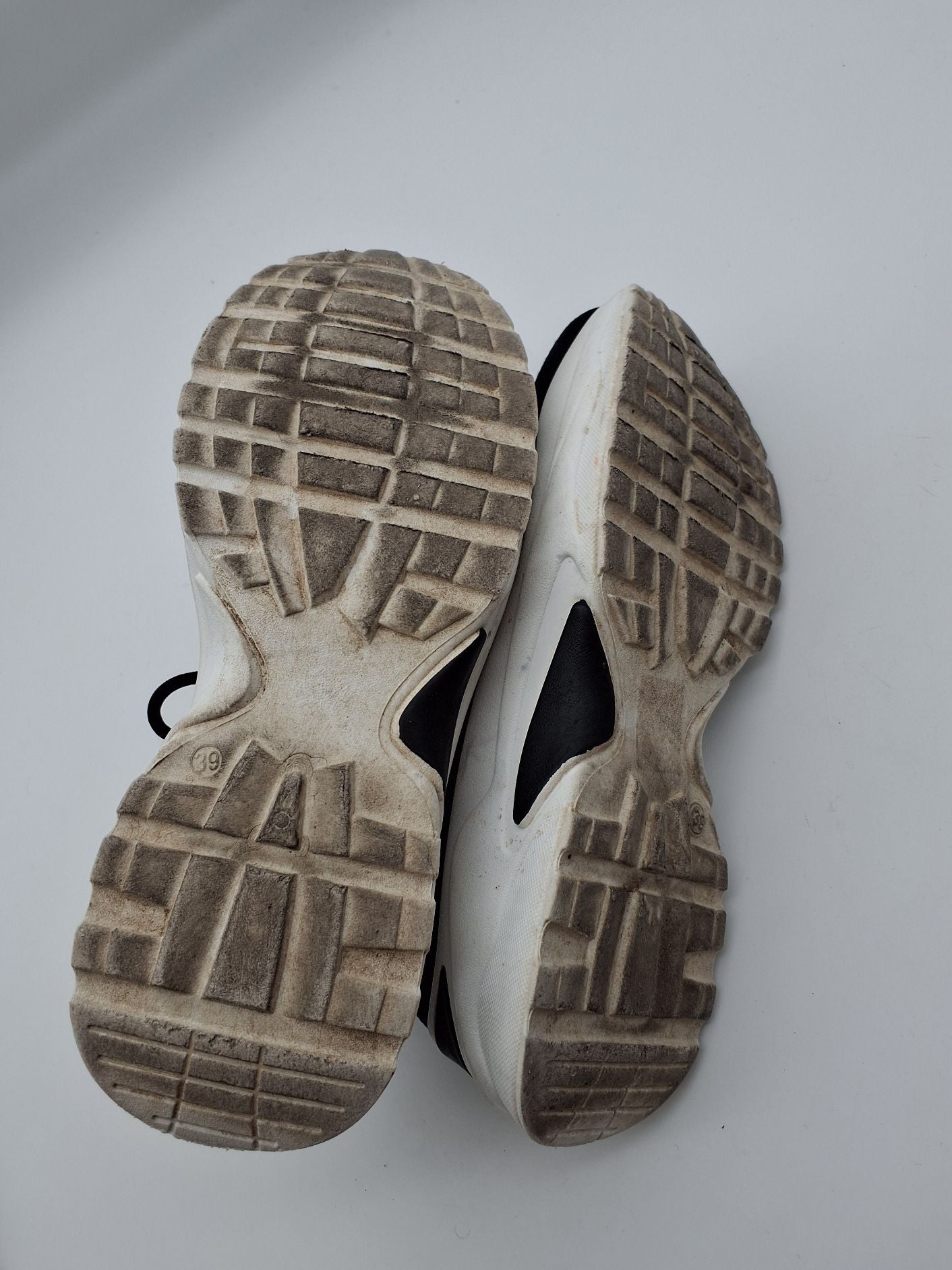 Sneakers i "sock-style"
