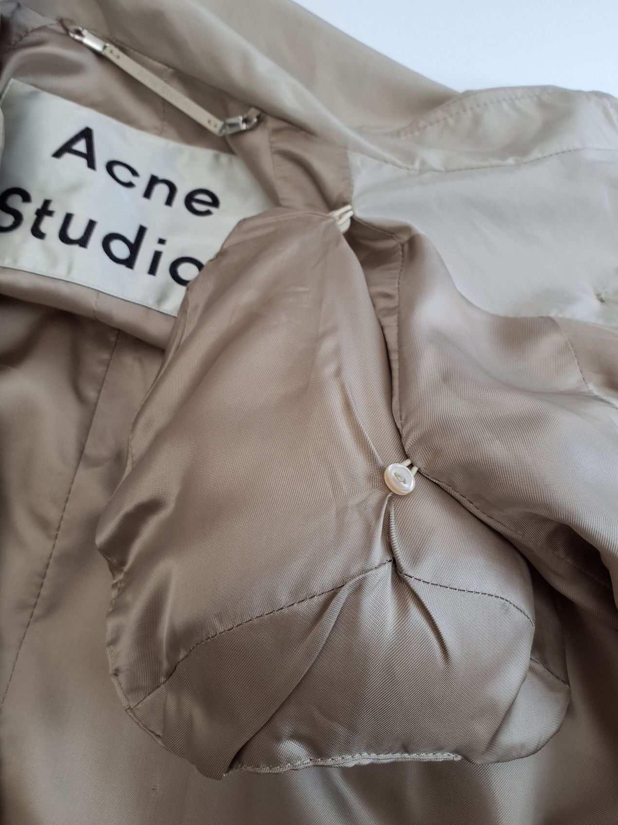 Acne Studios Trenchcoat