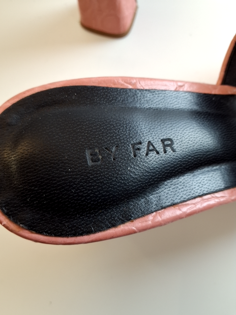 BY FAR Sandal