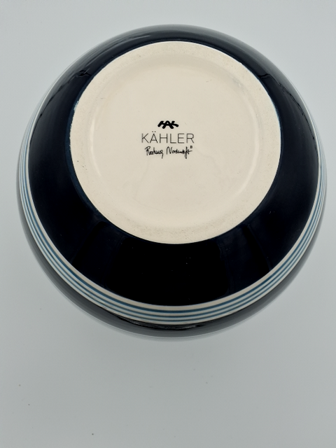 Kahler vase