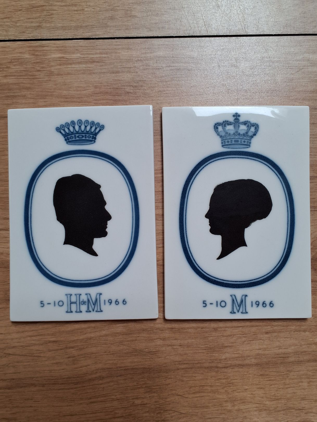 Plaketter Dr. Margrethe og Prins Henrik