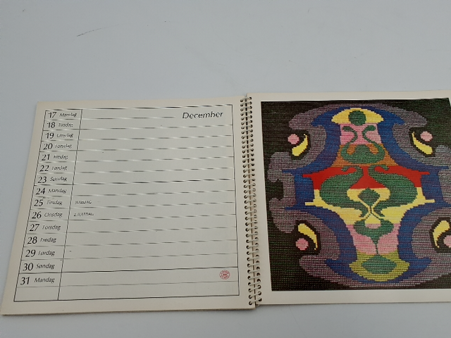 HÅNDARBEJDETS FREMME kalender 1973 grå og gyldne dage af Bjørn Wiinblad