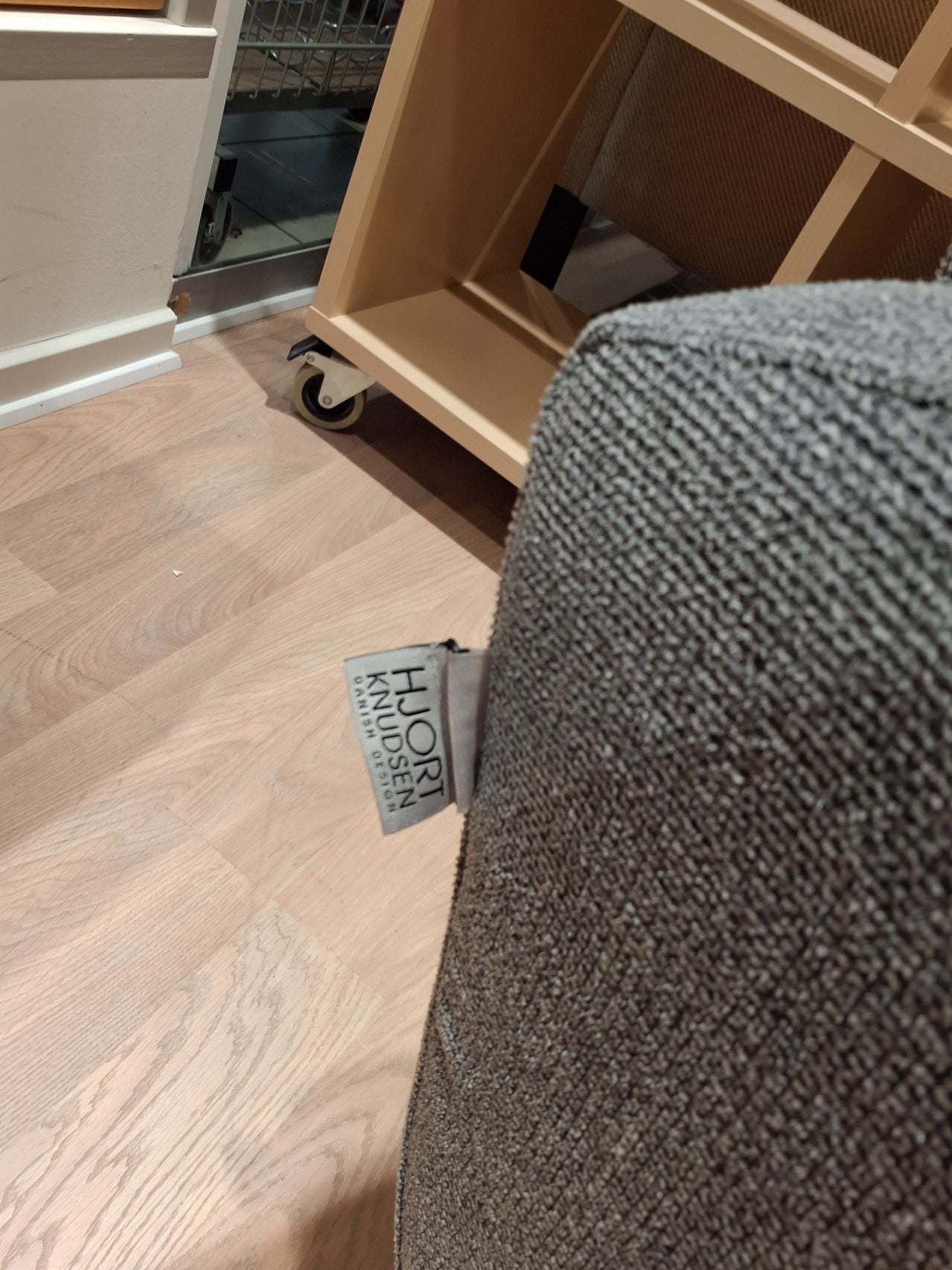 Lænestol, manuel recliner med skammel fra HJORT KNUDSEN
