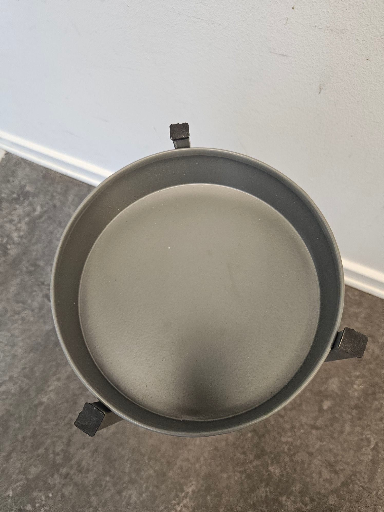 Lille sidebord/Planteholder